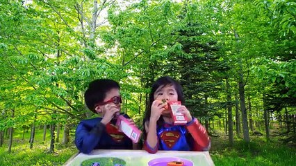 Little Heroes Kids Superman Supergirl VS Alien