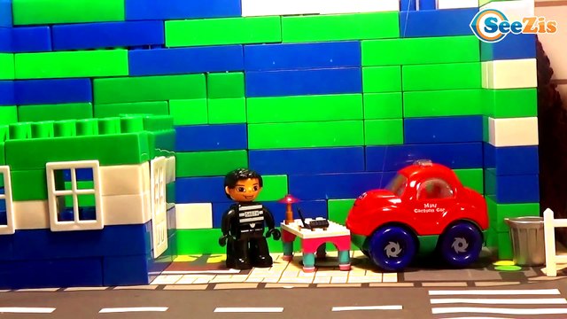 Мультфильмы про машинки Полицейская машина тушит пожар Развивающие мультики для детей. Серия 50