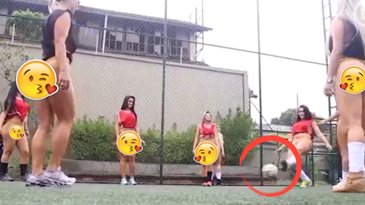 Funny Football Moments 2016 Girls, Skills, Fails, Vines& Fights