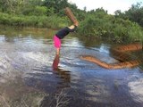 Amazing Human Catch Water Snake Using The Bamboo Net Trap How to Catch Water Snake in Cambodia 2016