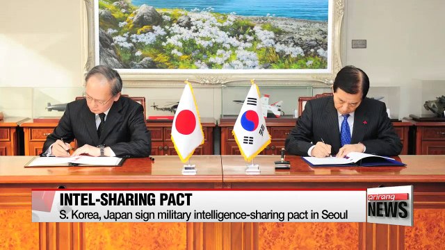 S. Korea, Japan sign military intelligence-sharing pact