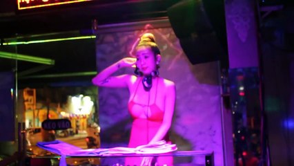 super sexy girl _DJ TINA _shake the breast