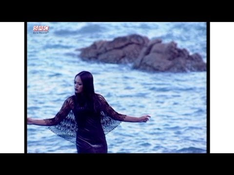 Liza Hanim - Izinkan Ku Berlalu (Official Music Video - HD)