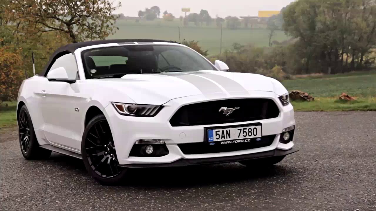 Ford Mustang V8 Convertible