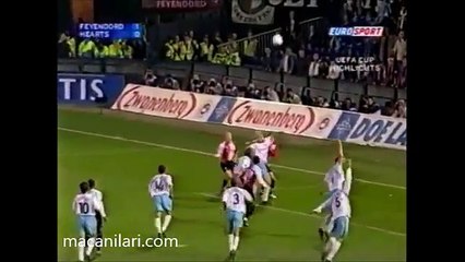 21.10.2004 - 2004-2005 UEFA Cup Group A Matchday 1 Feyenoord 3-0 Heart of Midlothian FC
