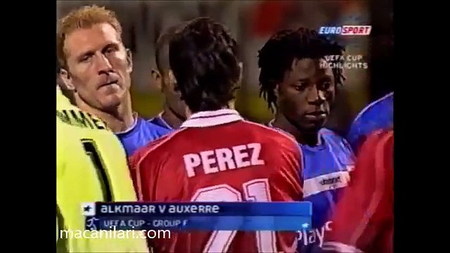 04.11.2004 - 2004-2005 UEFA Cup Group F Matchday 2 AZ Alkmaar 2-0 AJ Auxerre
