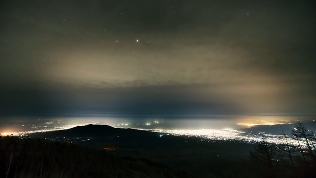 Timelapses de ciels et voie lactée au japon et nouvelle-zélande