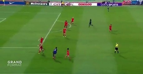 على طريقة الكبار.. لاعبة سان جيرمان تسجل هدفا مذهلا