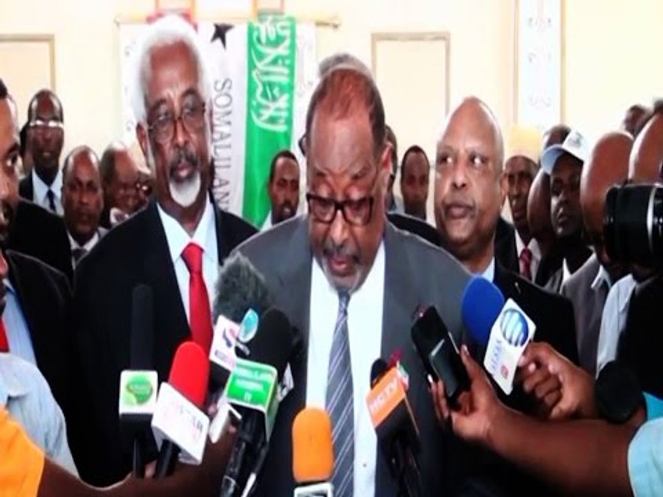 Madaxweynaha Jamhuuriyada Somaliland Oo Dalka Dib Ugu Soo Labtay Si weyna Logu So Dhoweeyay Hargeisa