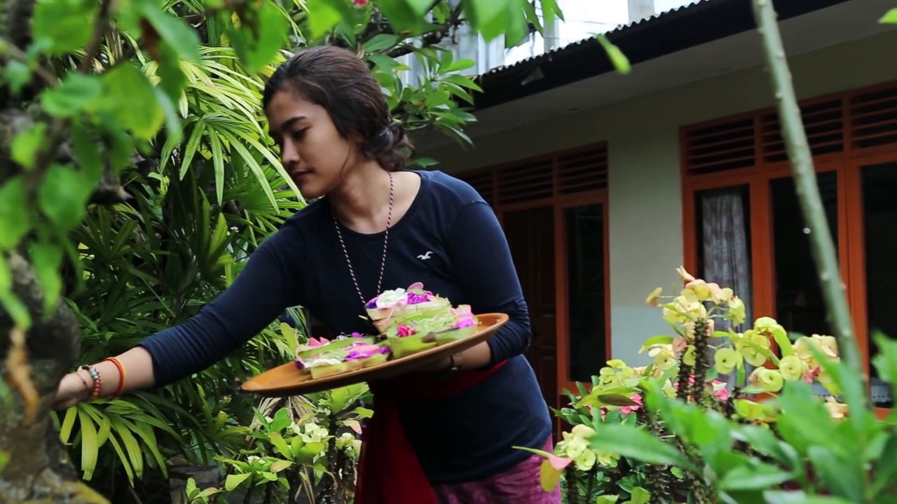 video klip bali - Bayu Cuaca - Tunangan Langka (Official Music Video)
