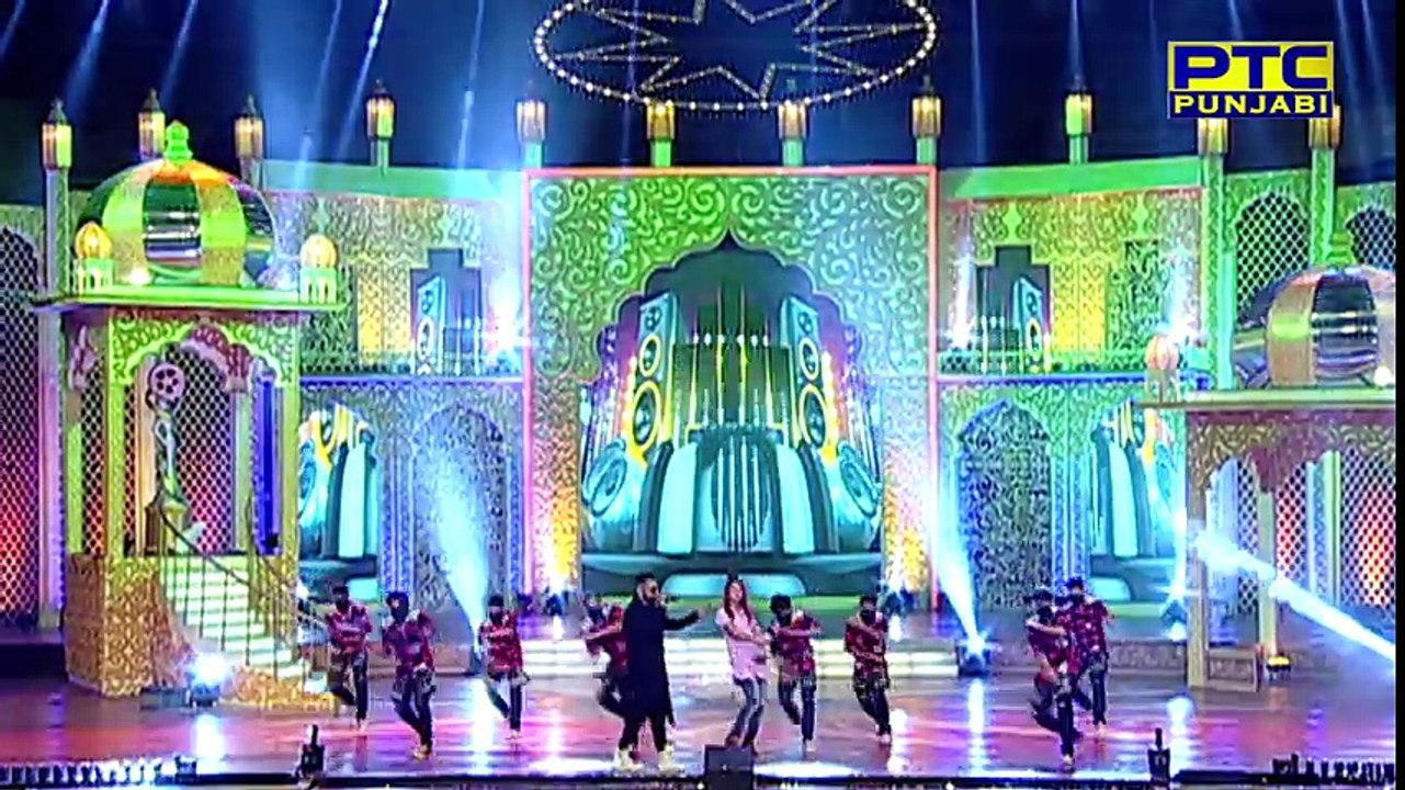 YO YO HONEY SINGH Performing at PTC Punjabi Film Awards 2016