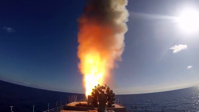 Пуски и поражение крылатыми ракетами комплексов «Калибр» и «Бастион» объектов в Сирии
