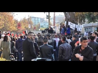 Descargar video: Report TV - AKIP proteste per 12 ore, kërkojnë mos miratimi e ligjit te mbetjeve