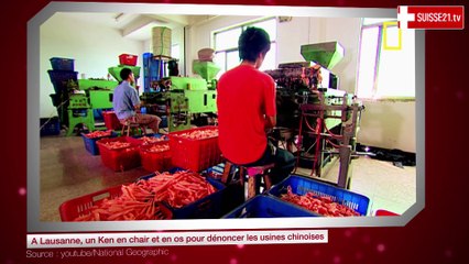 A Lausanne, un Ken en chair et en os pour dénoncer les usines chinoises