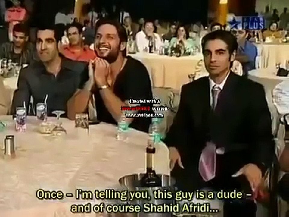 Shahrukh khan Insult Shahid Afridi in front of him
