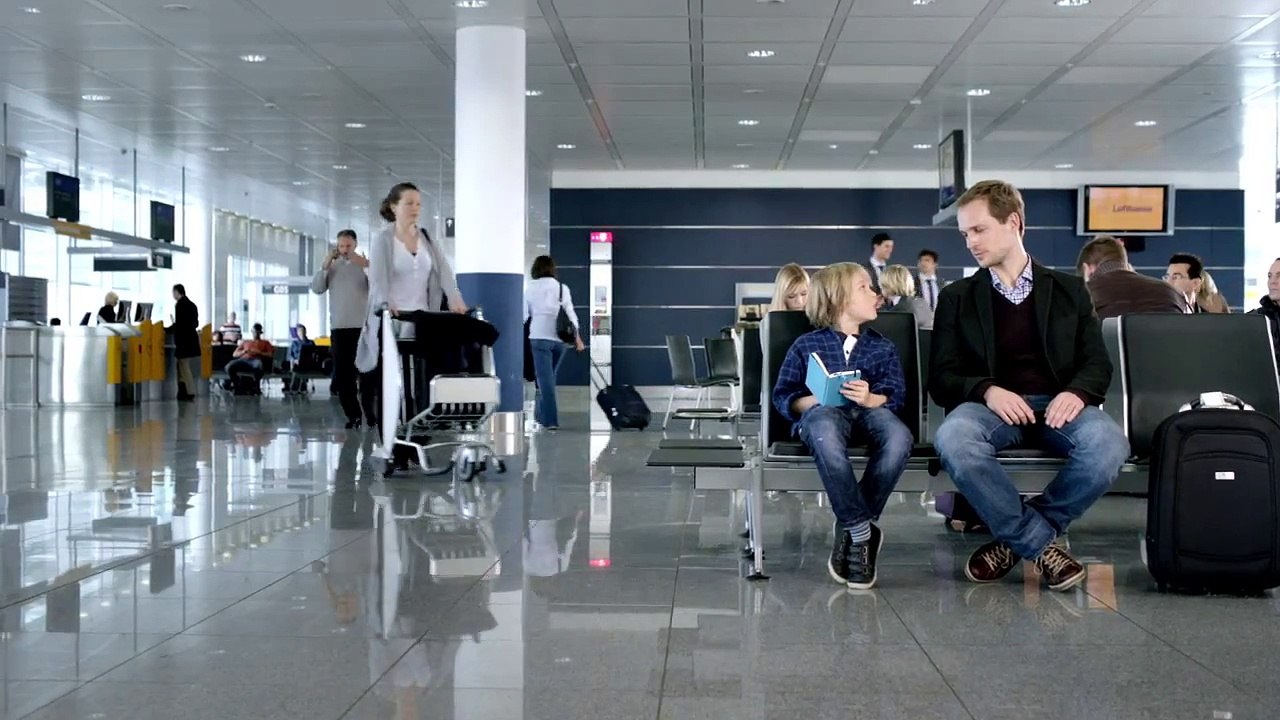 Lufthansa - FC Bayern Munich (English)