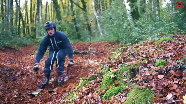 Descente incroyable en ski au cœur de la forêt de Cantal sans neige!