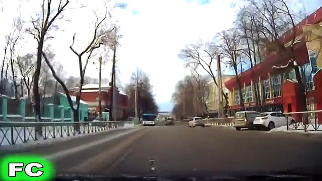 Best FAILS & Funny Videos ★ November 2016 Compilation ★ FailCity (13)