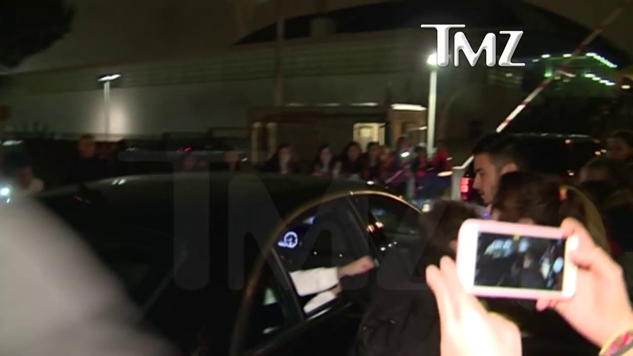 Justin Bieber fracasse un fan à Barcelone