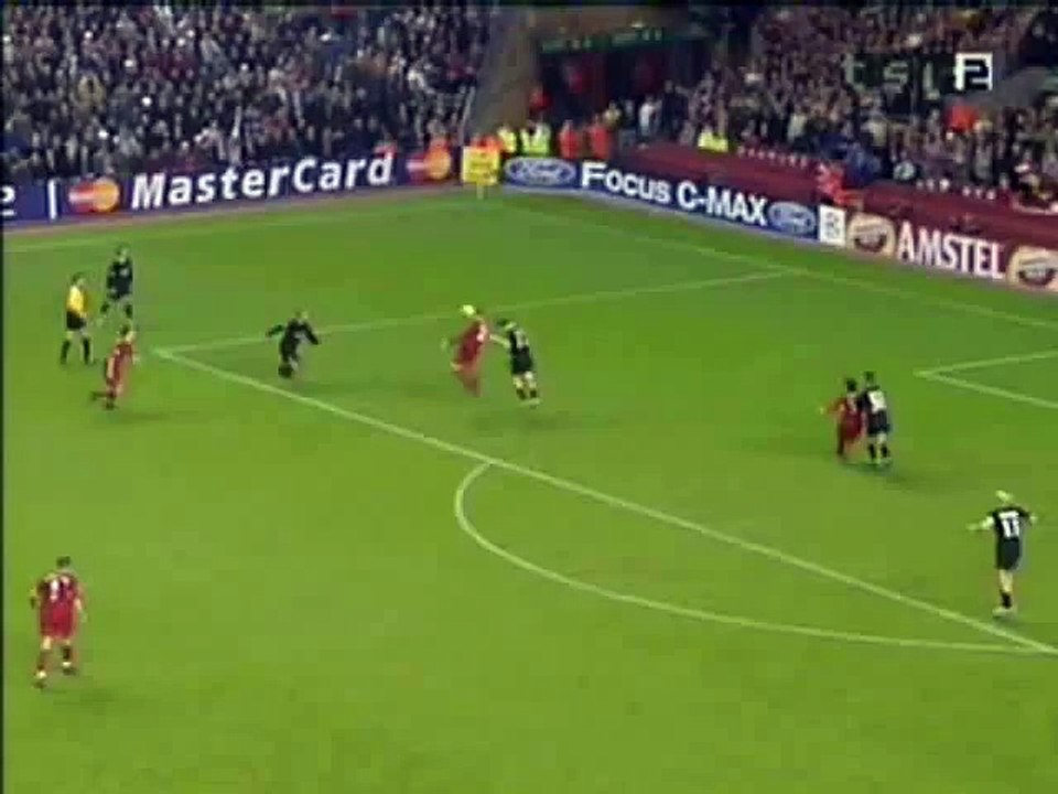 Steven Gerrard cracker vs Olympiakos