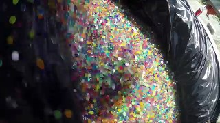 1 MILLION ORBEEZ IN GIRLFRIENDS CAR PRANK!