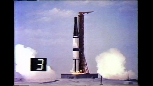 1981 - Commercial - Maybeline Dial-a-Lash - World's First Adjustable Mascara