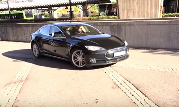 VÍDEO: Cómo robar un Tesla Model S a través de su app