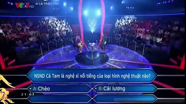 Phần trợ giúp vòng vo tam quốc cực hài hước của Xuân Bắc cho Tự Long trong Ai là triệu phú