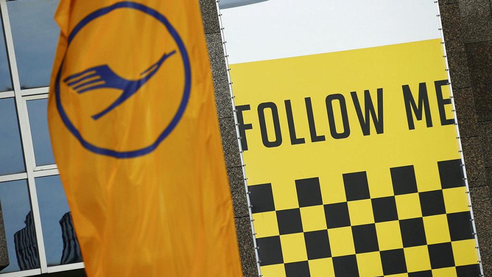 ⁣Пилоты Lufthansa бастуют: отменены сотни рейсов