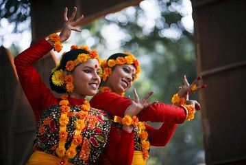 প্রেমার একদম নতুন ঝাকানাকা নাচ Bhojpuri Dance by Bangladeshi Girl