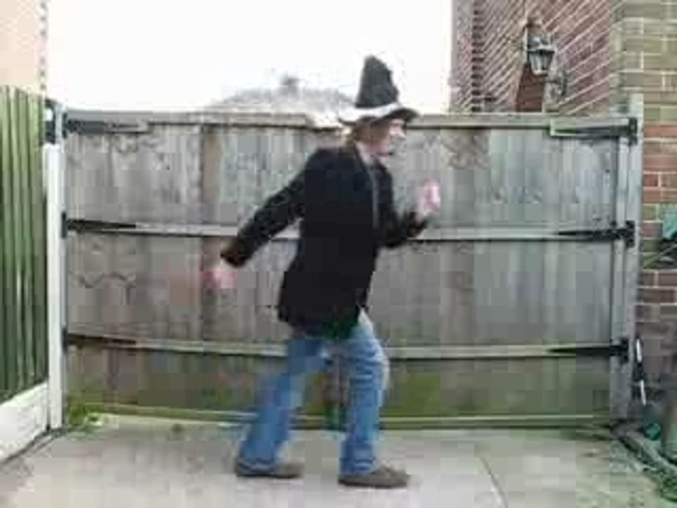 Shape throwers
