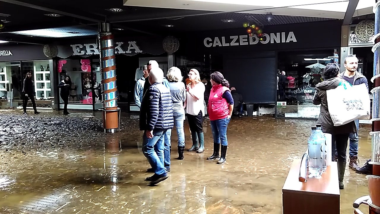 Le Centre Commercial Géant de Furiani, les images du désastre