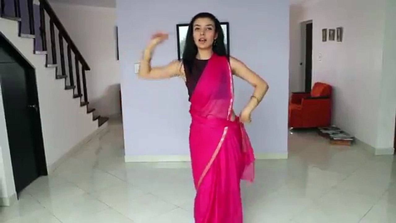 GIRL Badi Mushkil - Dance with Madhuri