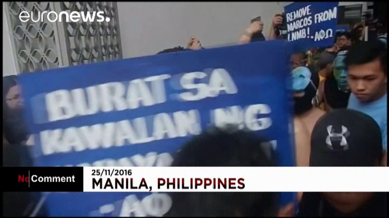 Naked run in protest against the burial of the late dictator Ferdinand Marcos
