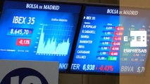 La Bolsa española mantiene el rojo, lastrada por la banca