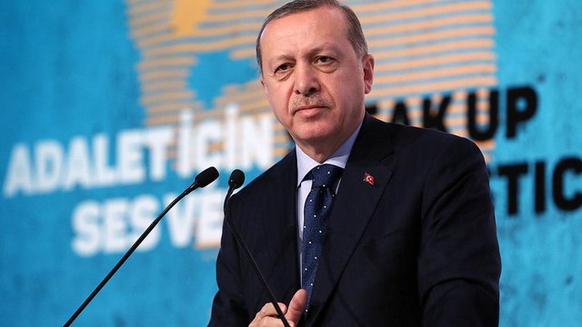 اردوغان يهدد بفتح الحدود امام المهاجرين رداً على قرار التجميد المؤقت لانضمام بلاده الى الاتحاد الاوروبي