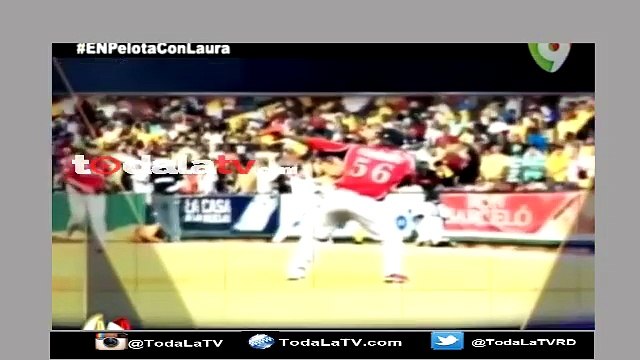 Juan Francisco de los Tigueres Del Licey En Pelota Con Laura-Esta Noche Mariasela-Video