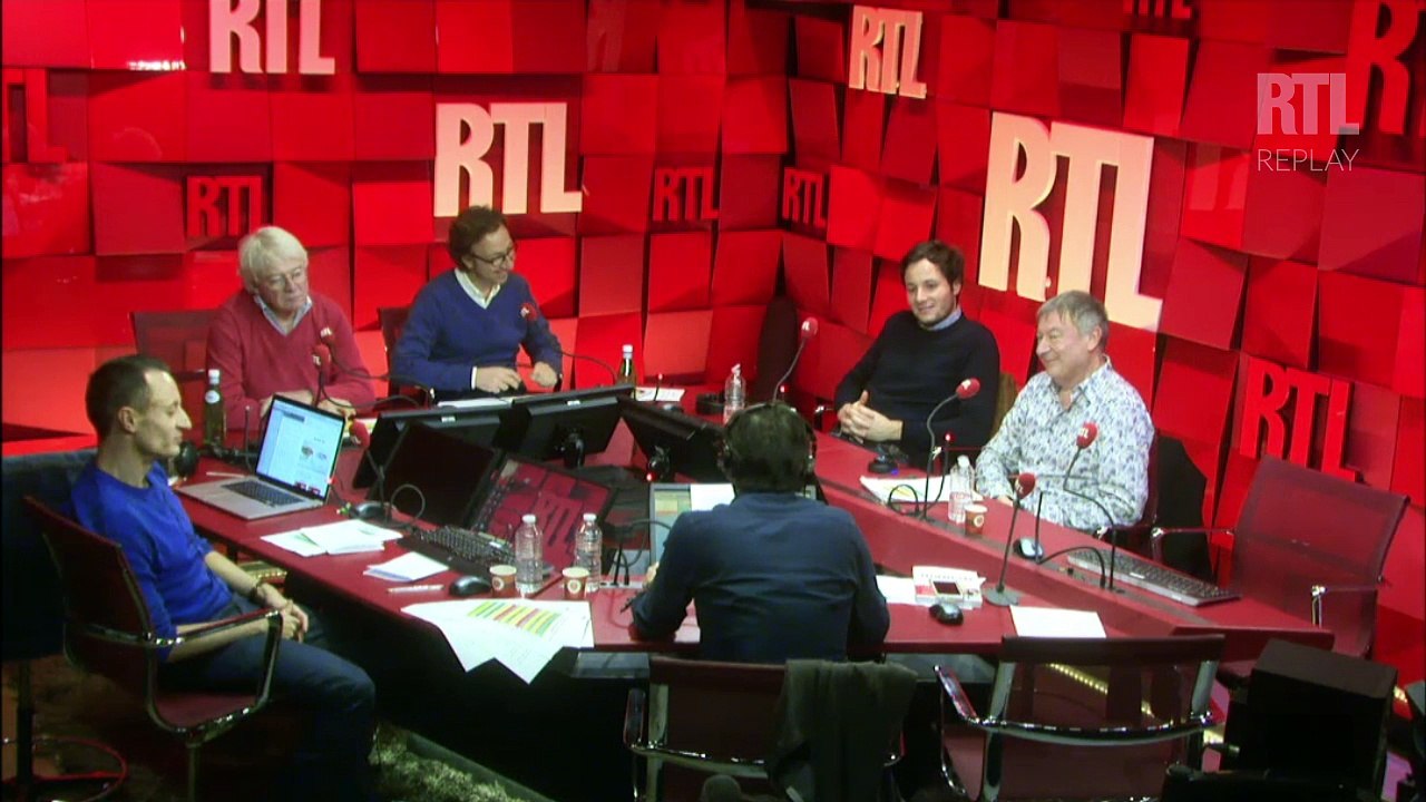 Régis Mailhot : Stéphane Bern "va à la messe pour rendre hommage à Nicolas Sarkozy"