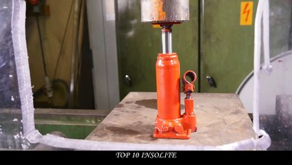 как ведут себя вешщи под прессом