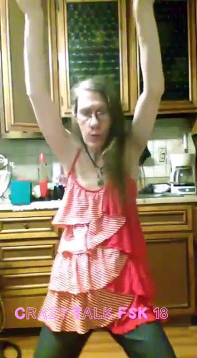 Crazy Tanz Maus Freitags immer die DOPPELTE DOSIS 