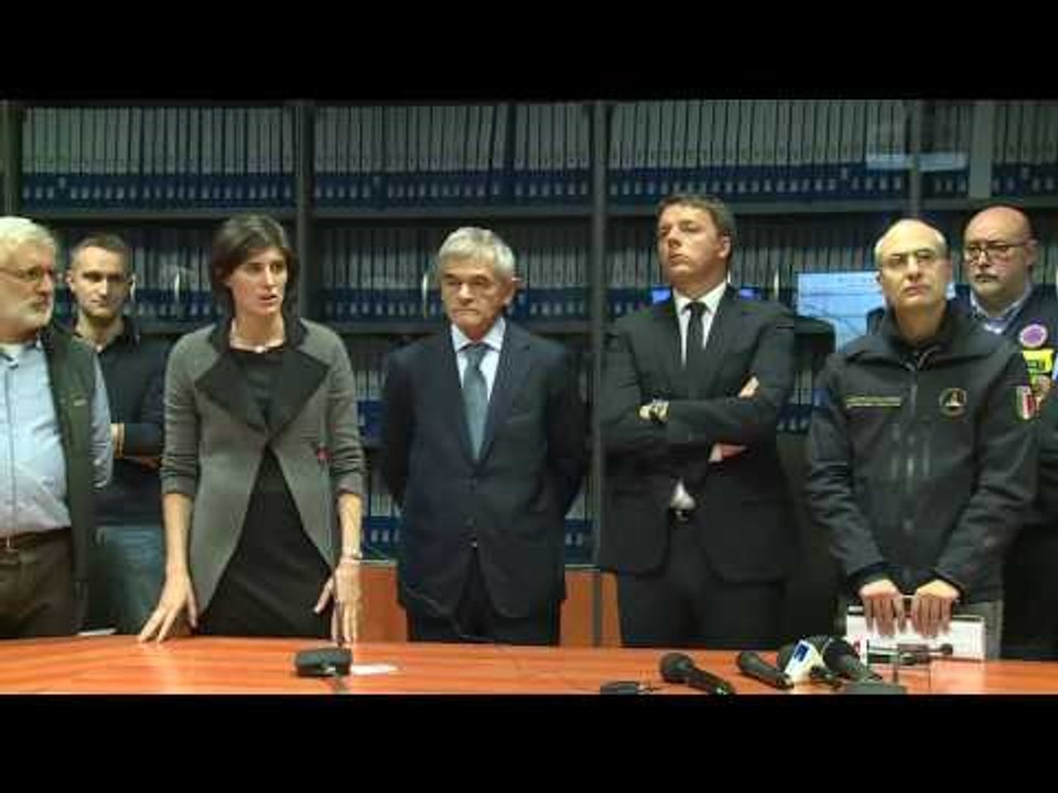 Torino - Renzi alla Protezione civile regionale sulla situazione maltempo HD (25.11.16)
