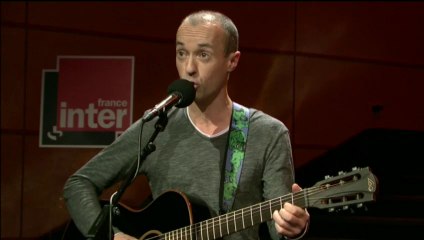 Chante et mets ton serre-tête ! La chanson de Frédéric Fromet