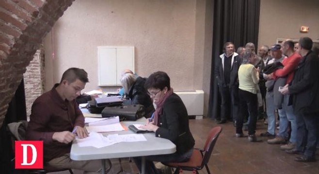 Villemur-sur-Tarn : 190 salariés de Molex récupèrent leur chèque de 7 millions d'euros d'indemnisation