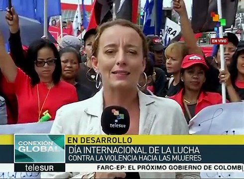 Mujeres de Venezuela marchan contra la violencia de género