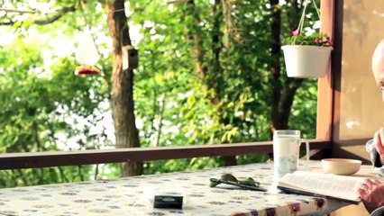 أشخاص عاشوا مع الموتى لن تصدق أنهم موجودون