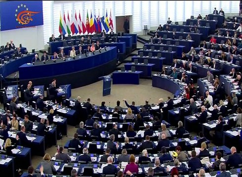 أنقرة تهدد الإتحاد الأوروبي