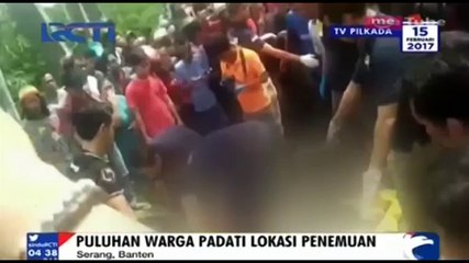 Download Video: Jasad Pria Korban Penganiayaan Ditemukan Tersangkut di jembatan