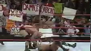 'Stone Cold' Steve Austin vs. The Rock - WWF Championship (Raw 1998)_144p