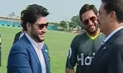 Shahid Afridi and Raheel Sharif are heroes of each other