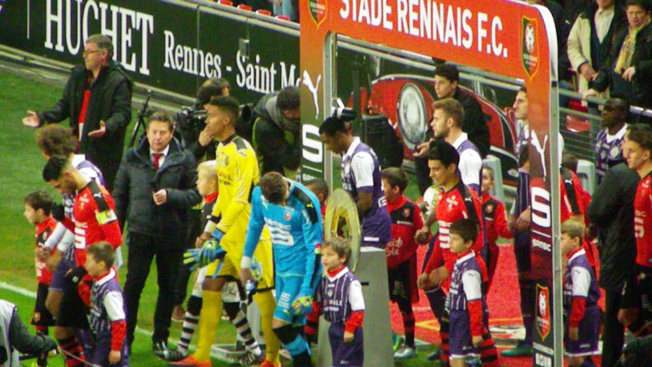 25/11/16 : SRFC-TFC : entrée des équipes